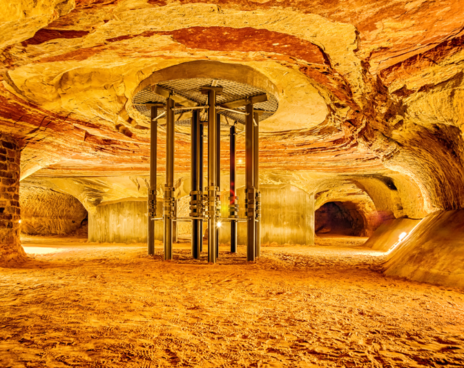 SANDSTEINHÖHLE